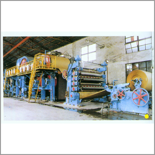 瓦楞紙?jiān)旒垯C(jī)